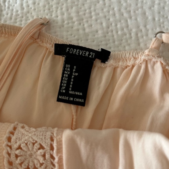 Romper - Picture 2 of 4